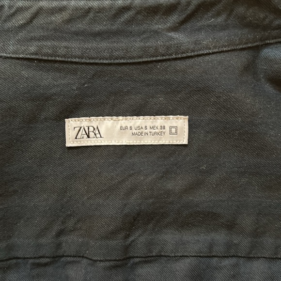 Zara Men’s Small Navy Stripe Button Down - Picture 3 of 3